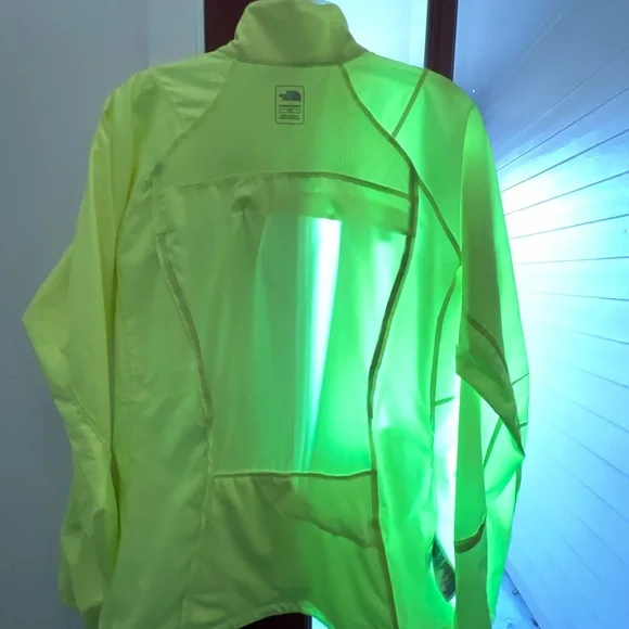 The North Face Women's Neon Yellow Running Jacket - Picture 4 of 7